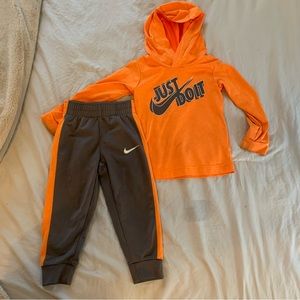 Nike set 2T